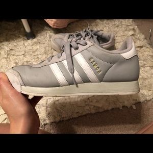 Adidias Women’s Samoas Size 8